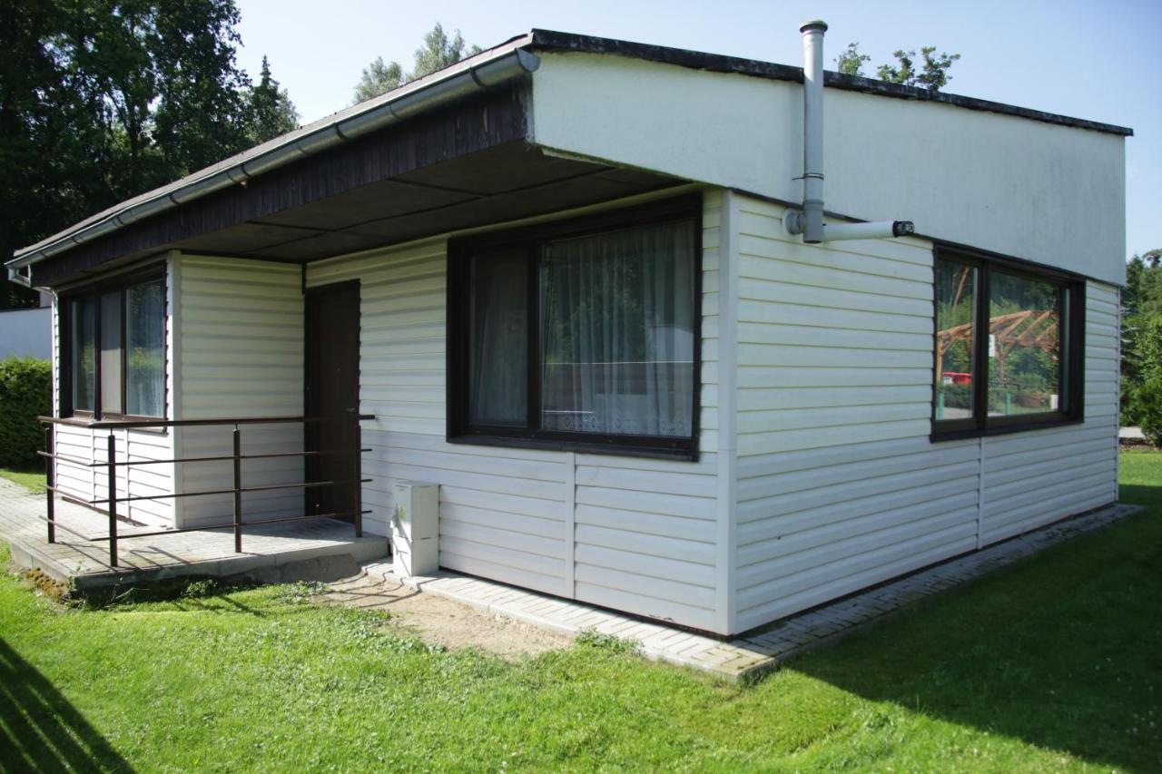 Camping Oaza Blonie Kornik Domki Standard - 3 Pokoje ภายนอก รูปภาพ
