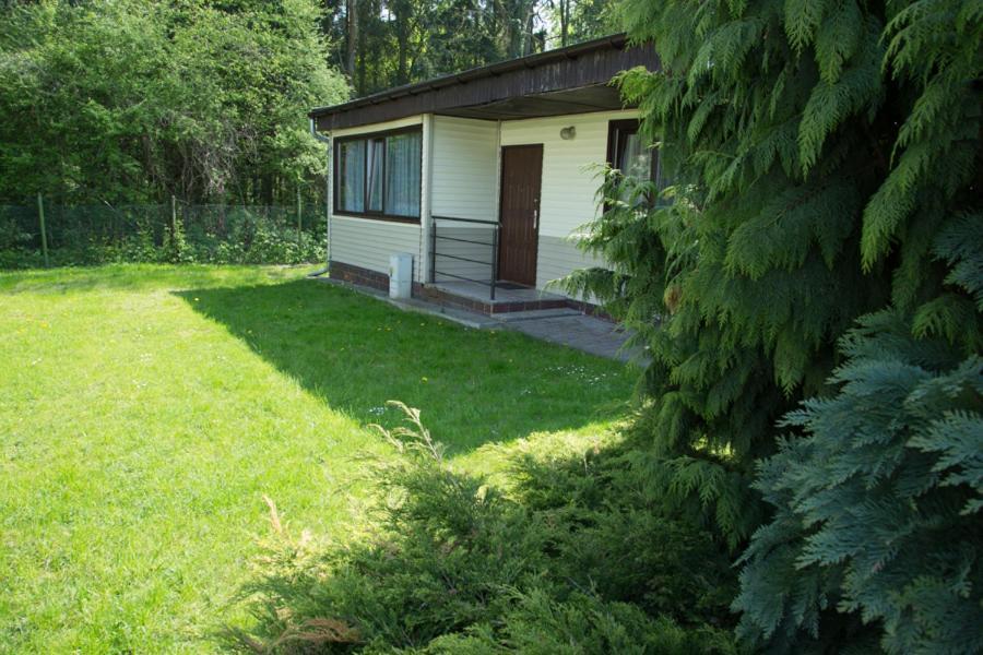 Camping Oaza Blonie Kornik Domki Standard - 3 Pokoje ภายนอก รูปภาพ