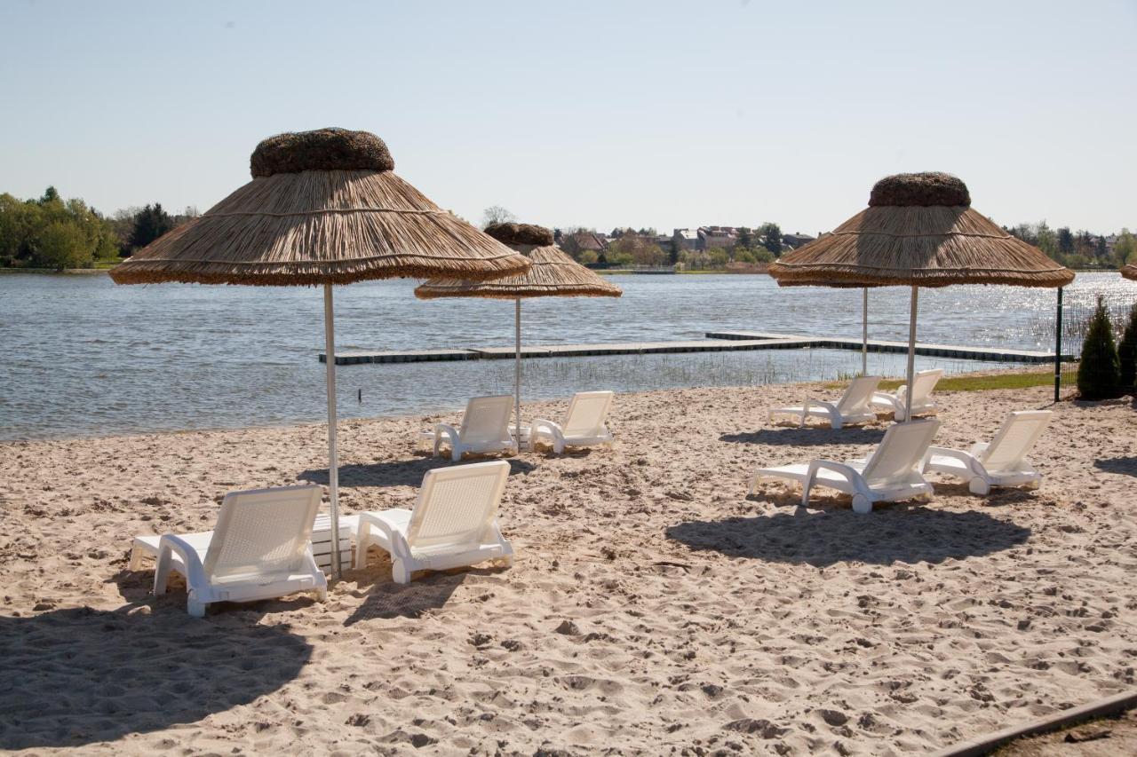 Camping Oaza Blonie Kornik Domki Standard - 3 Pokoje ภายนอก รูปภาพ